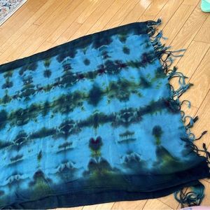 Ladies tye-dye scarf